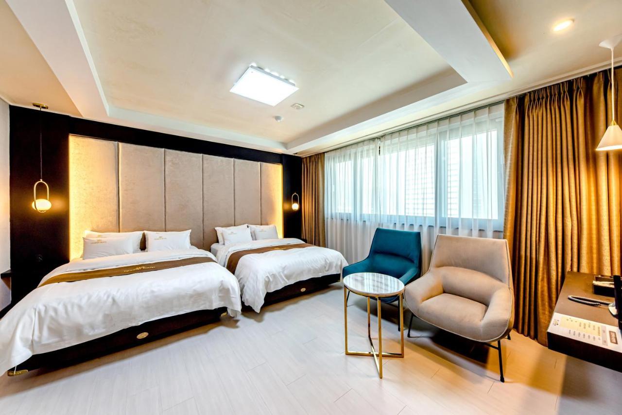 Hs Tourist Hotel Йосу Экстерьер фото