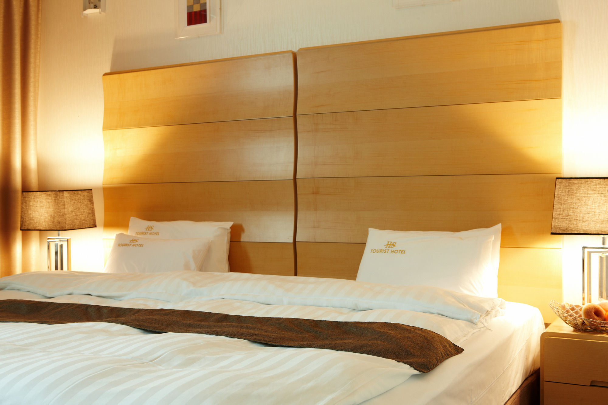 Hs Tourist Hotel Йосу Экстерьер фото